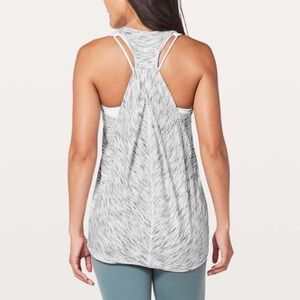 6 Lululemon Essential Tank Top Space Dye Silver Spoon flowy workout tanktop